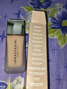 Anastasia Beverly Hills Impeccable Foundation
