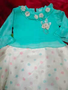 Cute Girls' Kurta and Pants Set