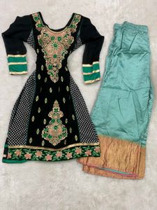 Elegant Black &amp; Teal Kurta Set