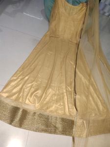 Price Drop😍Indowestern Gown 2 PCs With Chudidar &amp; Dupatta