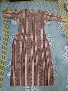 Elegant Kurta with Geometric Print