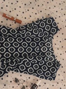Short kurti 𓇼🌊🐚