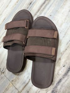 Neeman’s Comfortable Brown Slides
