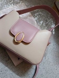 Chic Two-Tone Shoulder Bag