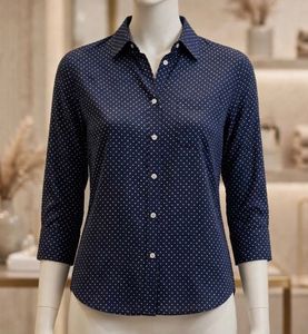 cute polka dot button up 💙