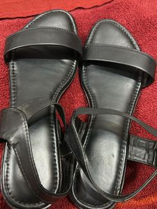 Shoetopia Women’s Black Sandals