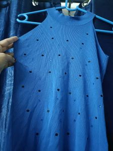 Blue Embellished Sleeveless  knitted Top