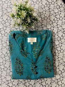 Elegant Floral Print Kurta