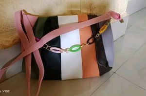 Brand New** Sling Bag 👜 For Women❤️🔥