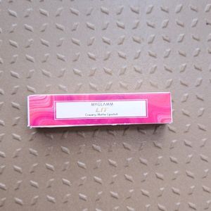 Myglamm LIT Creamy Matte Lipstick(appletini)