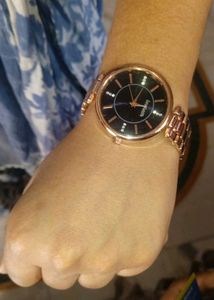 Elegant Rose Gold &amp; Green Watch