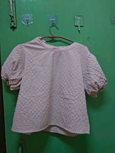Lightweight Textured Puff Sleeve Top