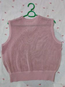 Chic Pink Floral Knit Sleeveless Vest