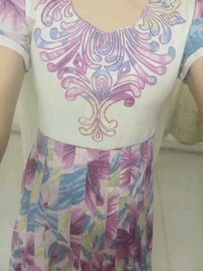 Stylish Floral Print Kurta Set