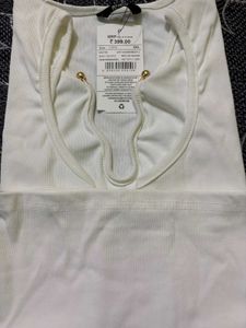 SHEIN Cream Halter Neck Sleeveless Top