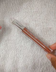 Love Earth Lip Gloss- Shade Dreamy Night