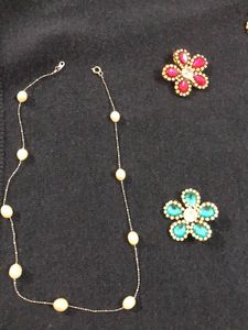 Pearl chain with mang tika &amp; bridal hair pins