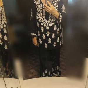 Elegant Black &amp; White Embroidered Kurti Set