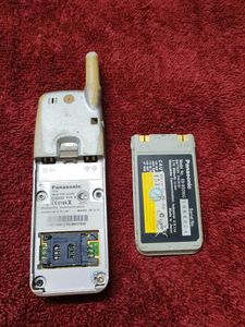 Panasonic EB-GD90 Vintage Mobile (No Charger)