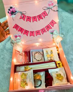 Cute Happy Birthday Hamper