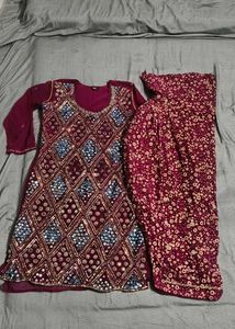 Embellished Kurta Set
