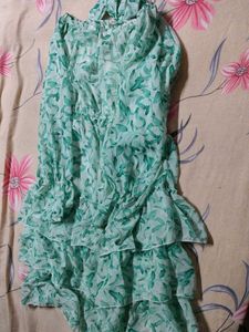 Green Leaf Print Tiered Dress
