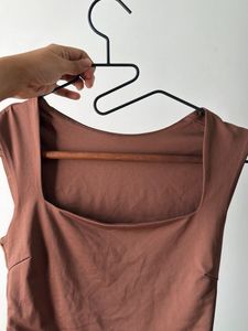 SHEIN Square Neck Sleeveless Top
