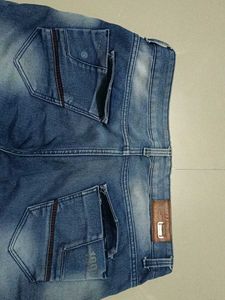 Men's Blue Washed Jeans