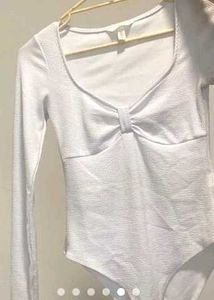 White Ribbed Long Sleeve Sweetheart Neck Top