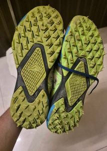 Nike Off-White Zoom Terra Kiger 5