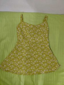 peplum top