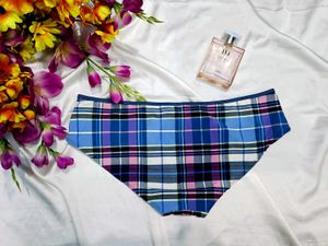 🇳🇿💫🎀H&amp;M Comfortable Plaid Briefs