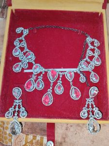 Elegant Necklace and Earring Set