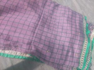 Elegant Purple Checked Saree With blouse