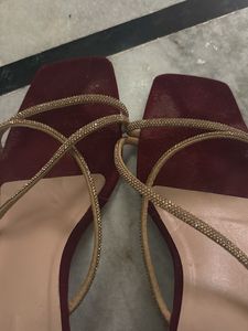 Elegant Jeweled Flat Sandals