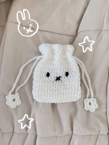 Crochet Pauch