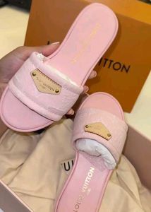 Louis Vuitton Pink Slides