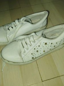 White Casual Sneakers with Star Accents