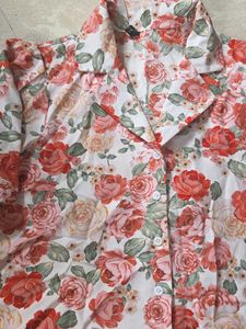 Vintage Floral Print Button-Up Shirt