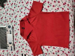 Trendy Red Ribbed Top