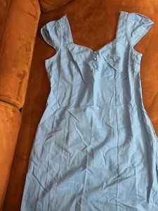 Dressberyy Light Blue Button-Up Top