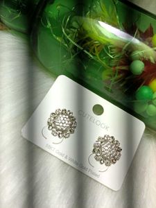Sparkling Flower Stud Earrings