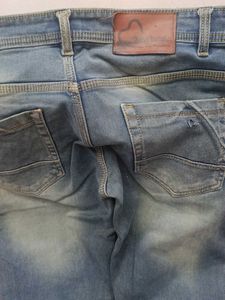 Light Wash Denim Jeans
