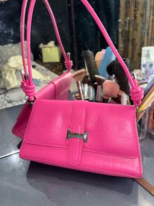savana Bright Pink Croc-Embossed Crossbody Bag