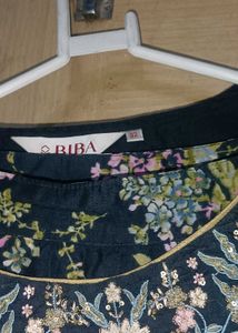 Elegant Navy Blue Kurta with Floral Print