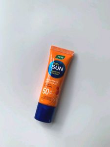 Joy Hello SUN Brightening Sunscreen SPF 50