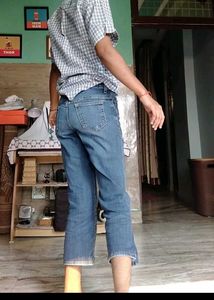 Classic Blue Denim capree