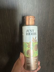 Just Herbs Brightening Face Wash