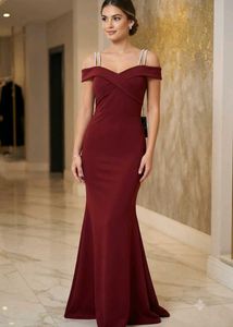 Elegant Off-Shoulder Mermaid Gown