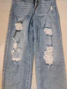 Distressed Wide Leg Jeans